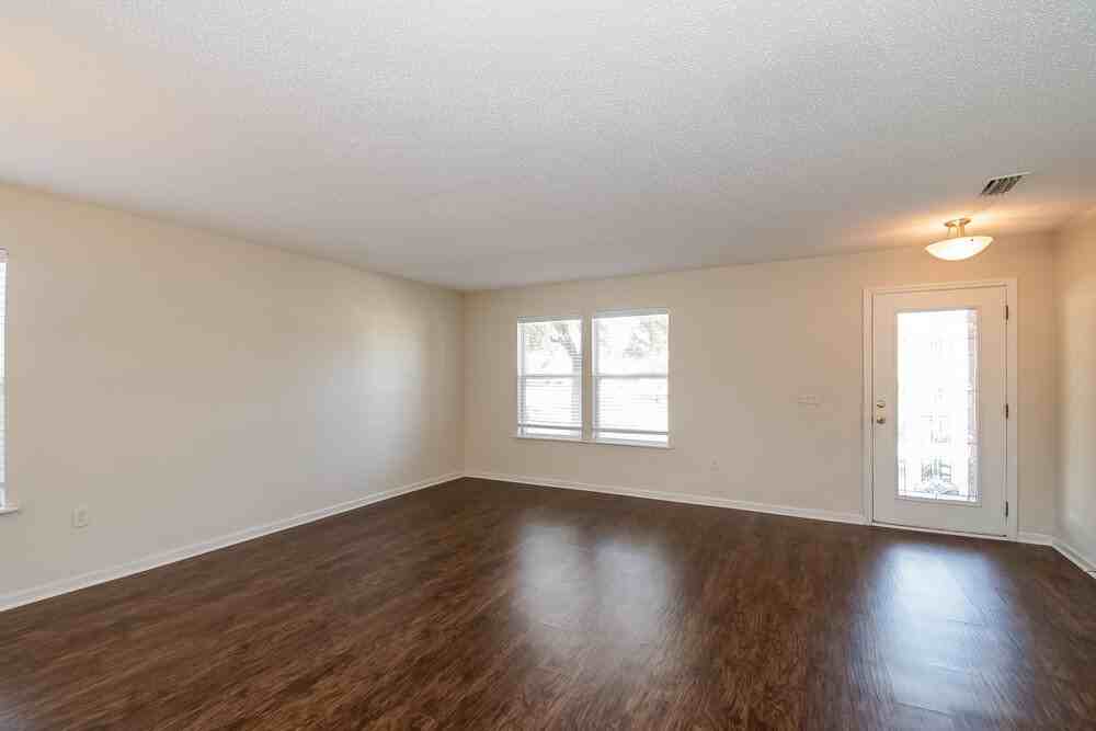 11558 Brian Lakes Dr - Photo 2 of 15