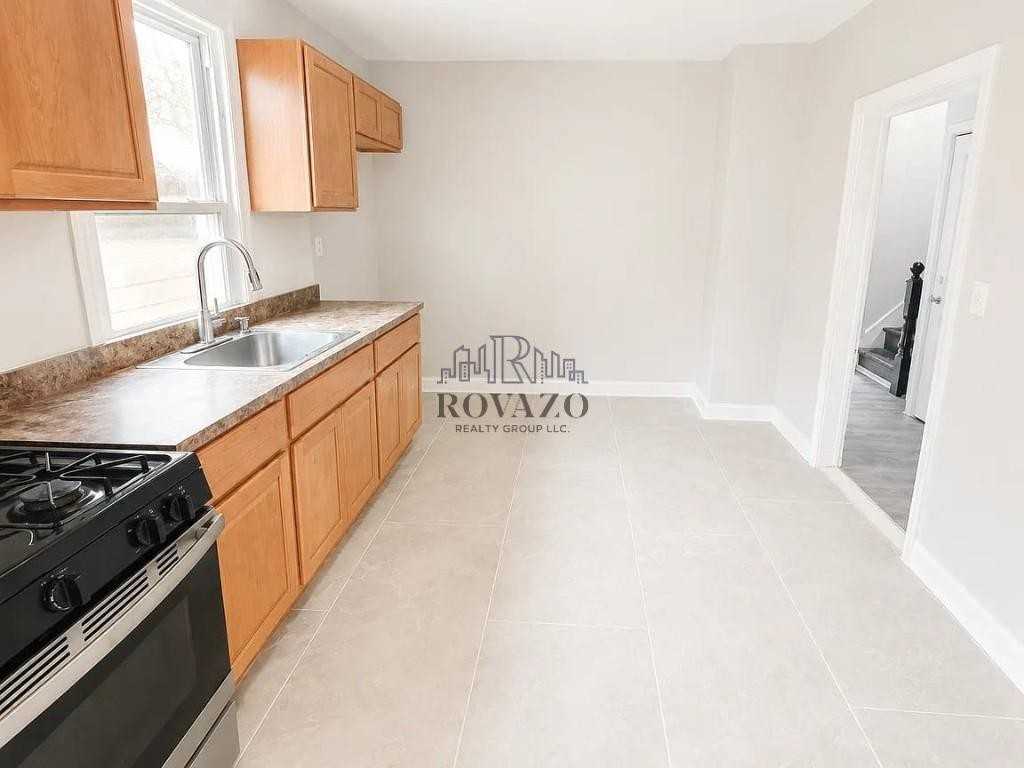 295 South Clinton Street #2A - Photo 2 of 5