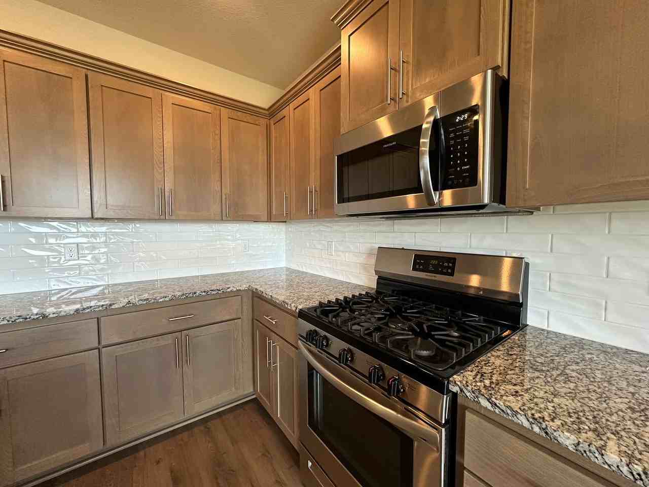 1522 Nolan Ave Se - Photo 6 of 25