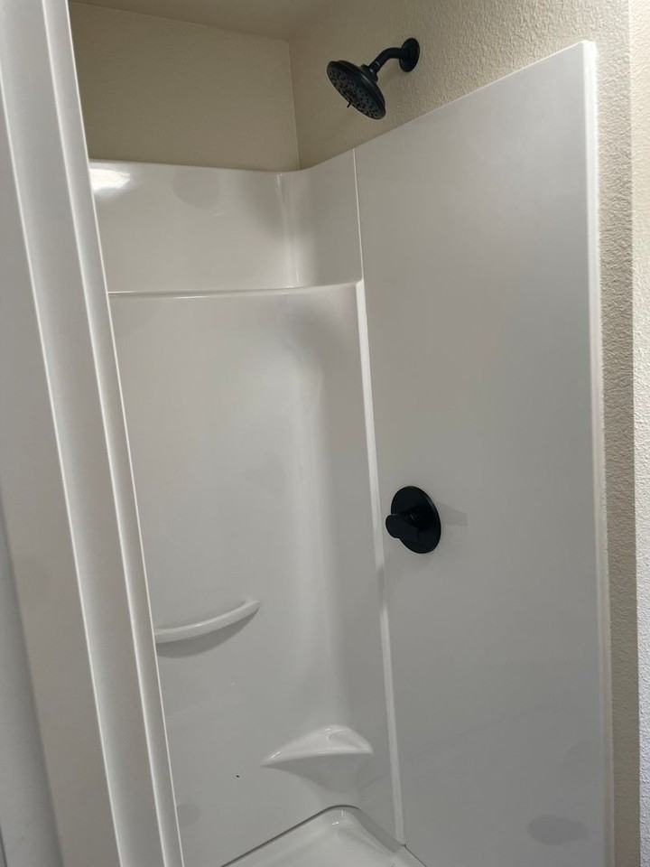 432 N Holly St - Photo 6 of 9