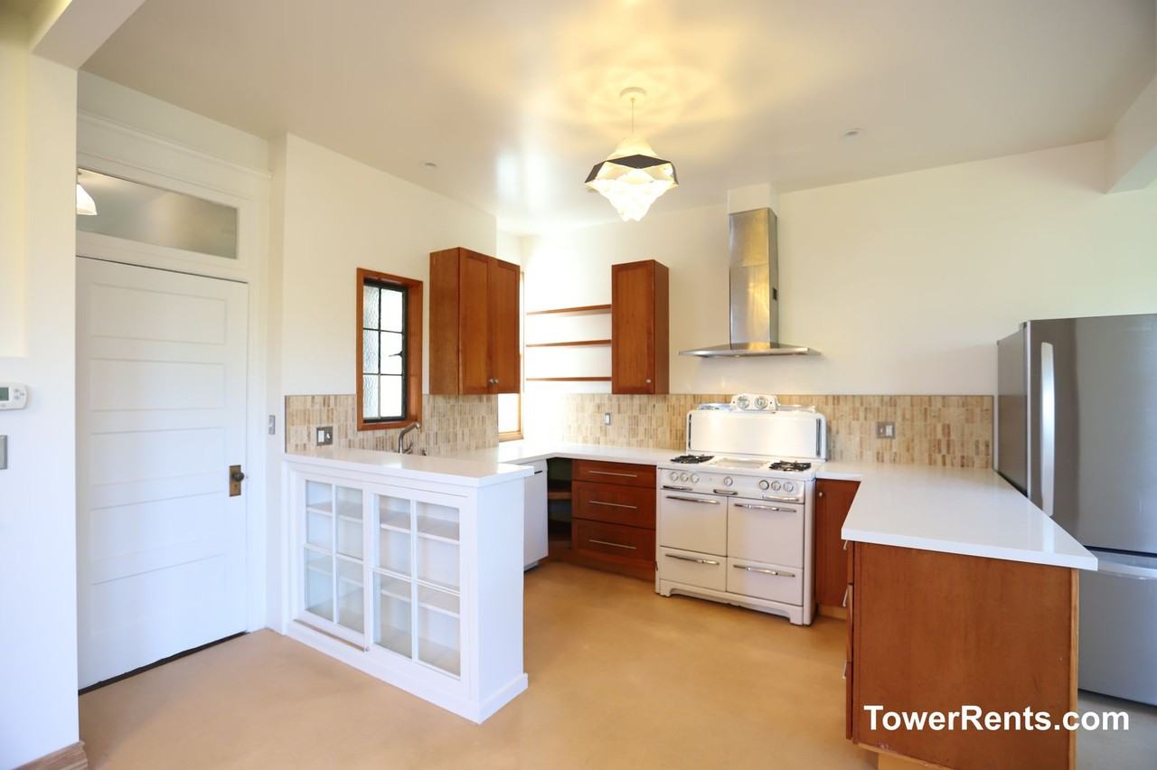 351 Richland Ave - Photo 3 of 50