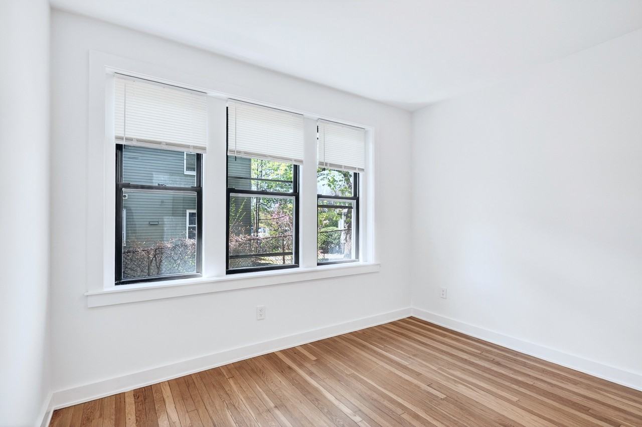 15 Elko St #3 - Photo 3 of 14
