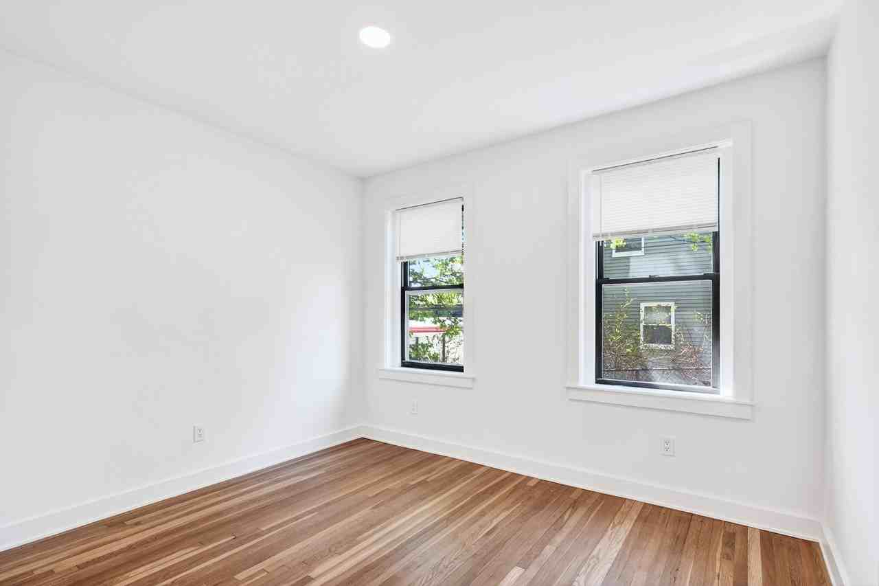 15 Elko St #3 - Photo 7 of 14