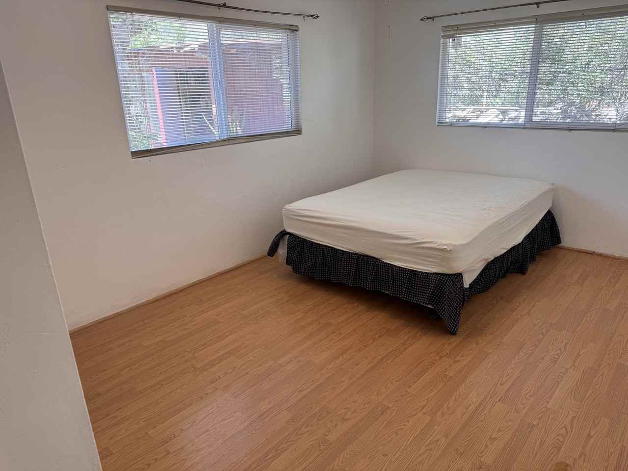 4449 E 13th St #1 - Photo 6 of 11