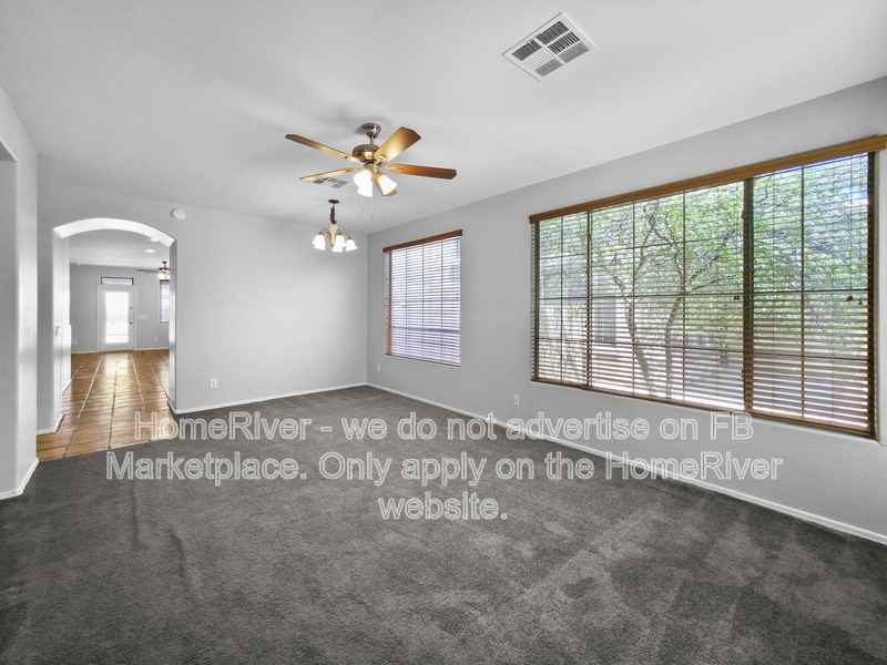 18394 W Paseo Way - Photo 4 of 21