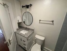 702 E Henry St - Photo 1 of 1