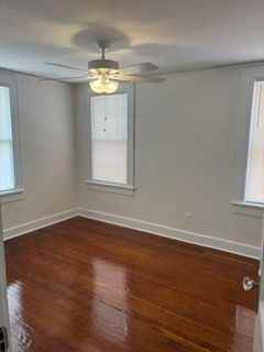 702 E Henry St - Photo 4 of 11