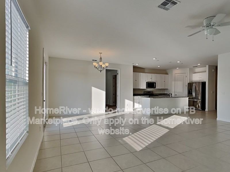 2060 Buckhanon Trl - Photo 4 of 26