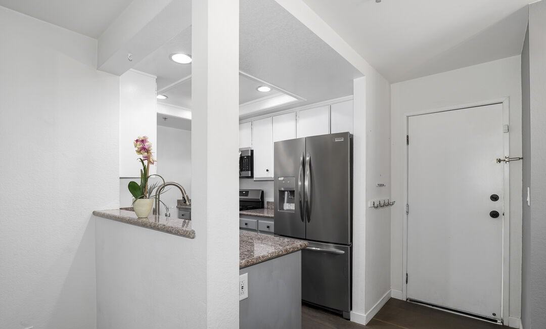 762 E Orange Grove Blvd - Photo 2 of 18