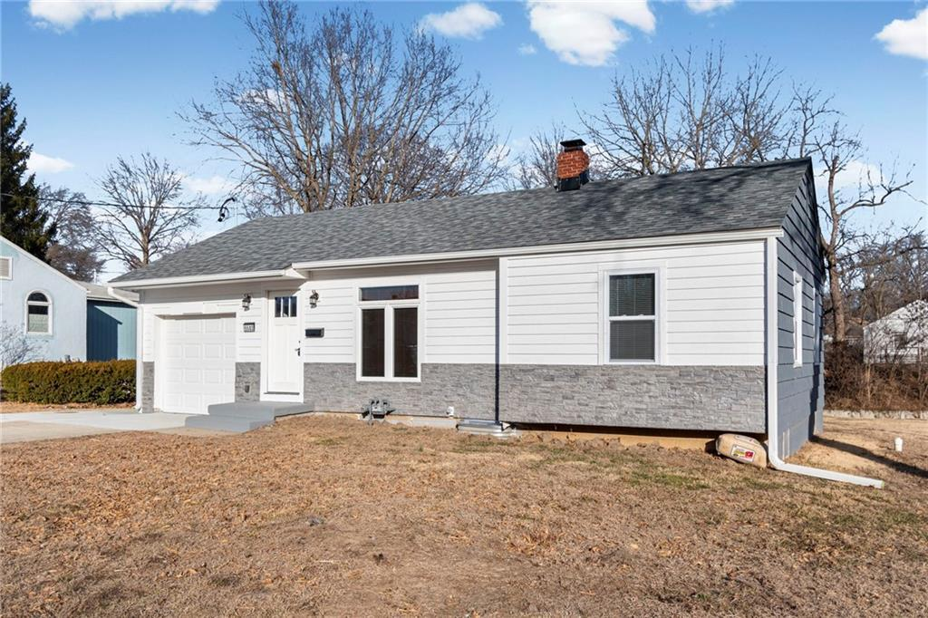 5503 N Kansas Ave - Photo 2 of 20