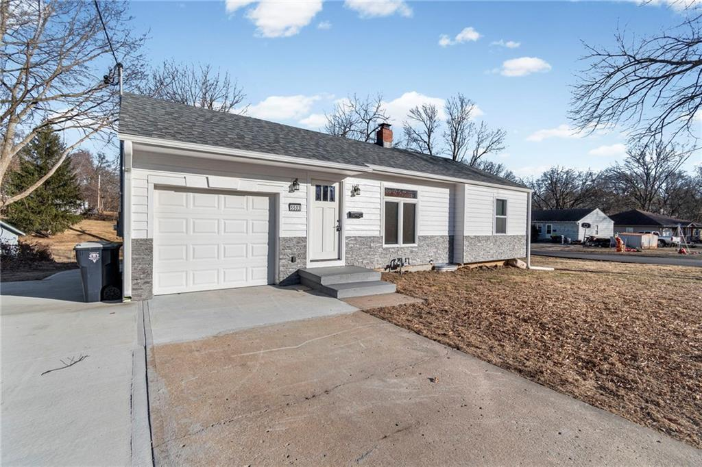 5503 N Kansas Ave - Photo 3 of 20
