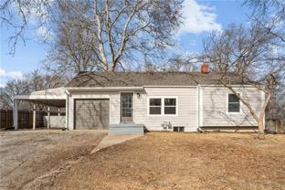 2414 Ne 48th St - Photo 1 of 1