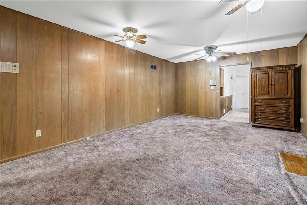 2215 N 82nd Ter - Photo 7 of 34