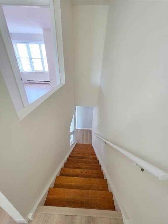92 Lawn St - Photo 2 of 14