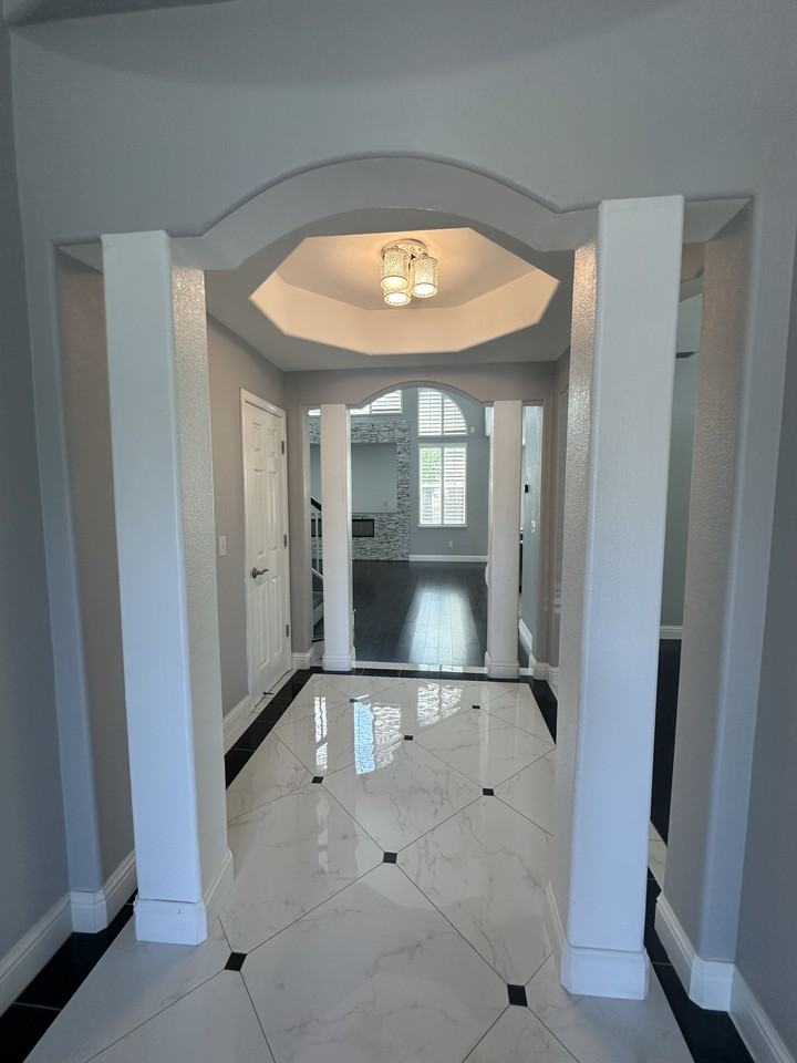 70 Jade Tree Cir - Photo 3 of 35