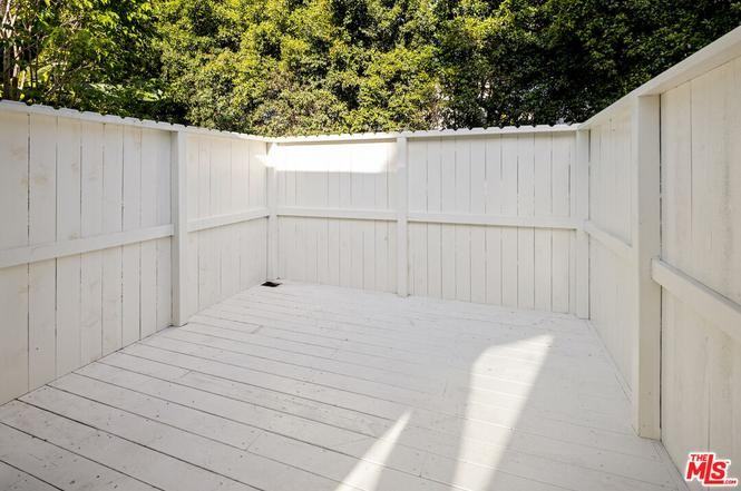 1301 Stanford St - Photo 2 of 23