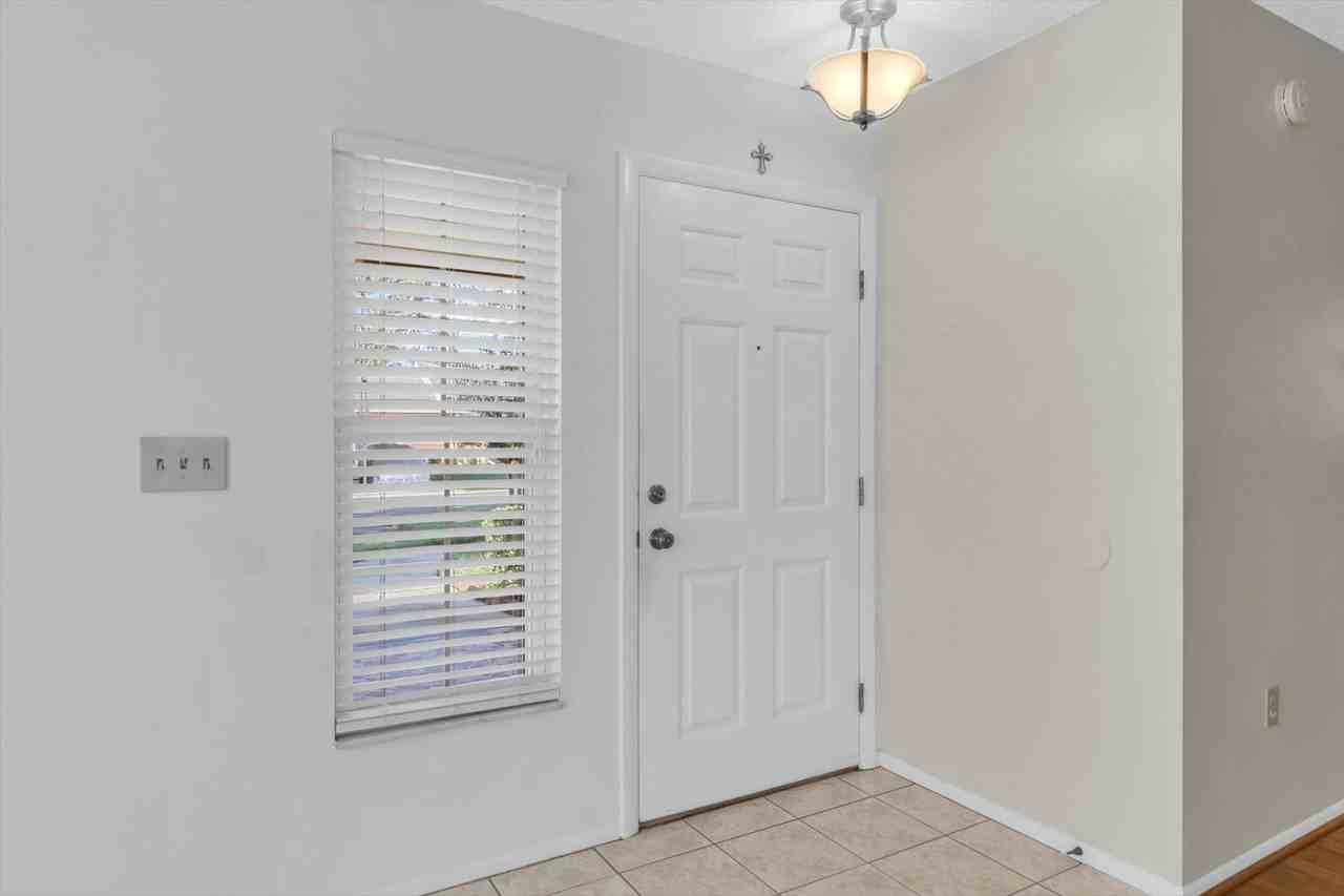 4814 Grist Mill Cir - Photo 5 of 43