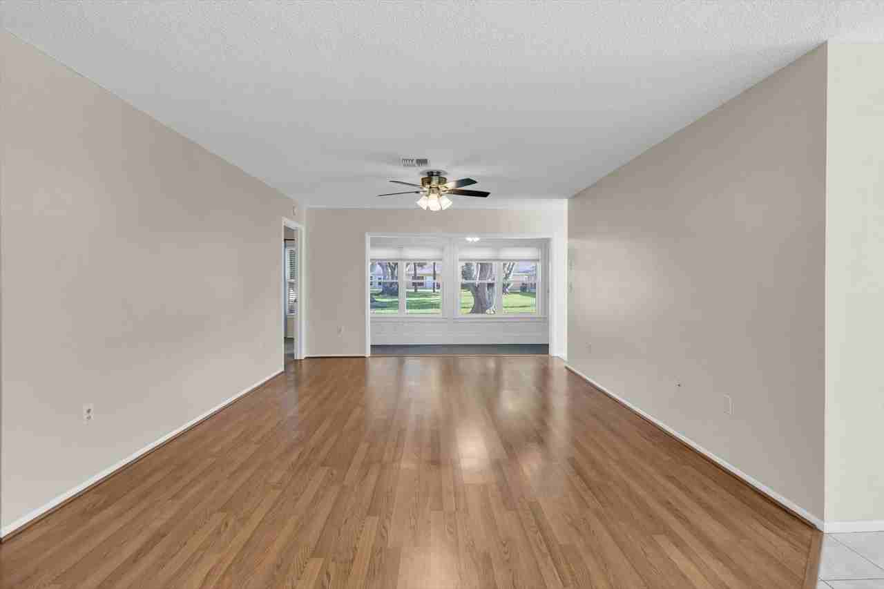 4814 Grist Mill Cir - Photo 6 of 43
