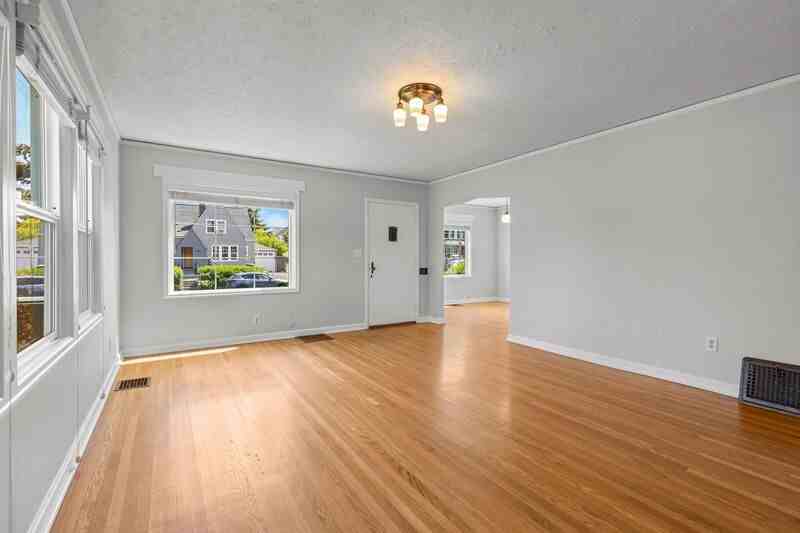 5915 N Atlantic Ave - Photo 3 of 26