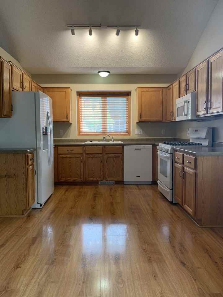 13161 Fordham Ct #NA - Photo 3 of 14