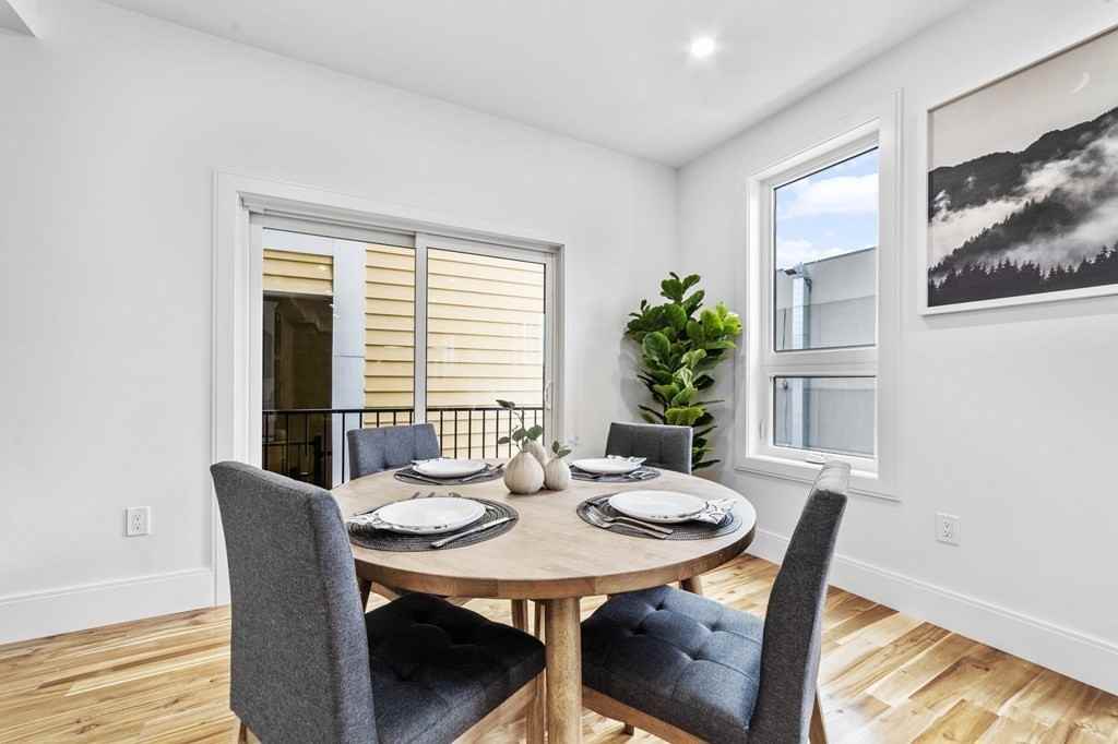 217 D St #2 - Photo 7 of 23