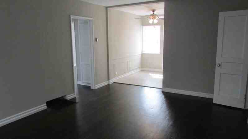 1323 S Highland Ave - Photo 2 of 9