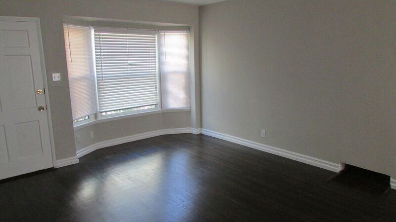 1323 S Highland Ave - Photo 3 of 9