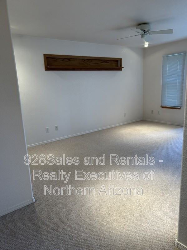 1808 W University Ave - Photo 5 of 31
