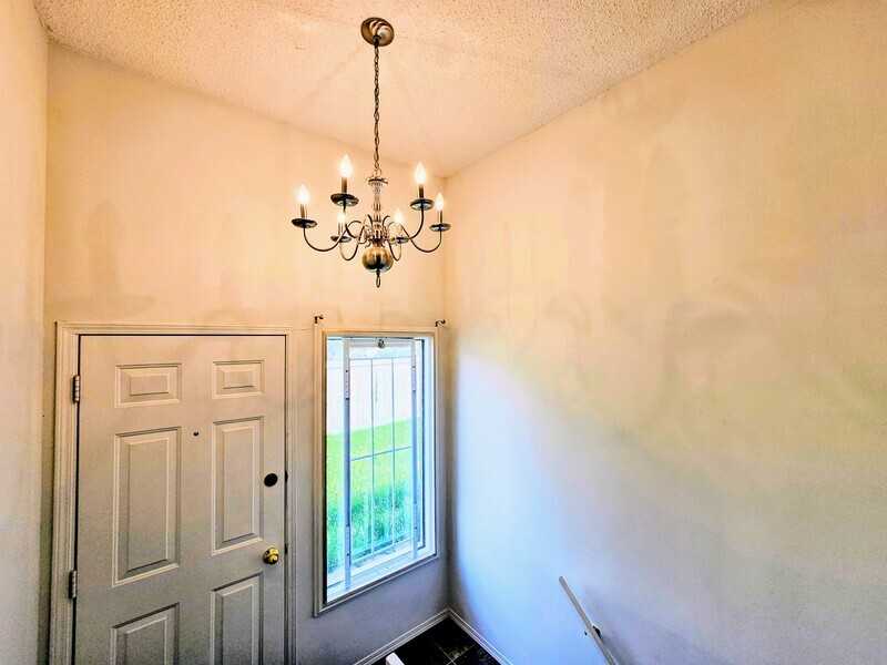 14204 32 St Nw - Photo 7 of 23