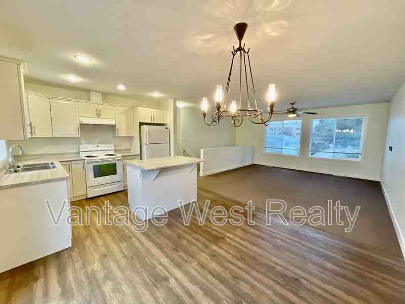 2442 Last Rd - Photo 4 of 36