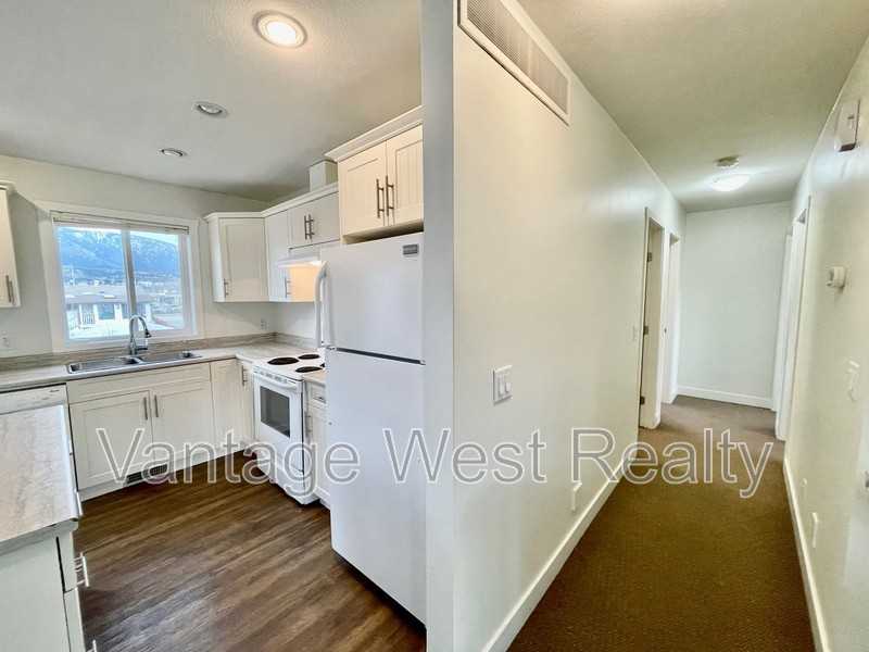 2442 Last Rd - Photo 6 of 36