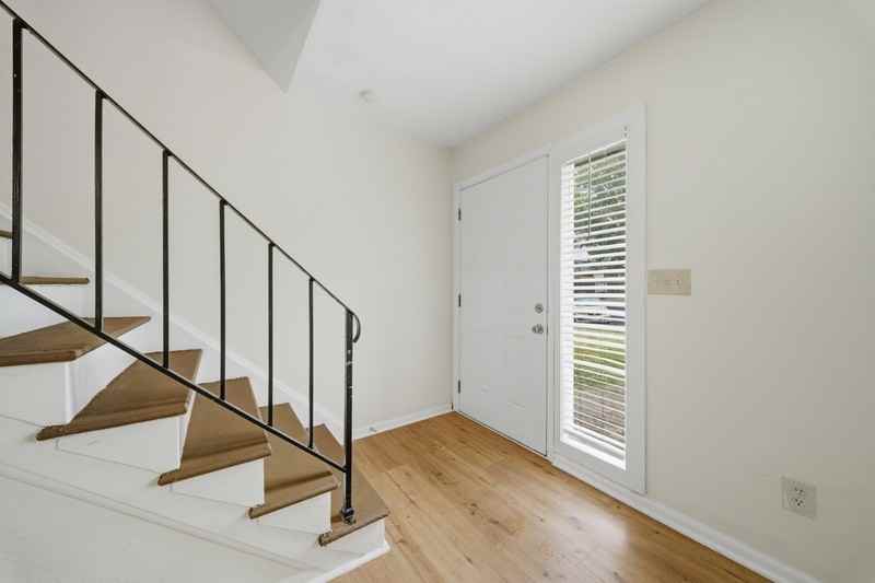 3321 Rainier Ct - Photo 5 of 22