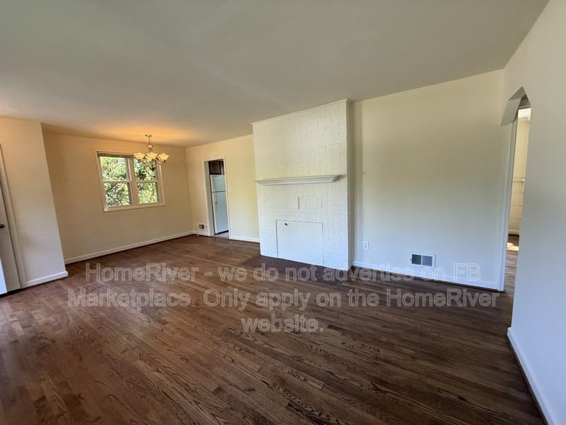3400 Radnor Pl - Photo 4 of 14