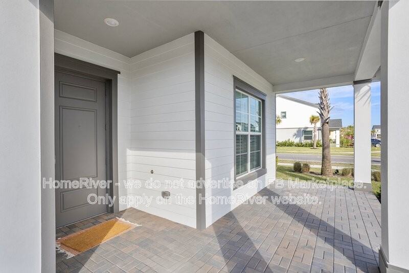 19043 Broad Shore Walk - Photo 2 of 30