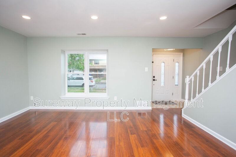 204 Charing Way - Photo 5 of 41
