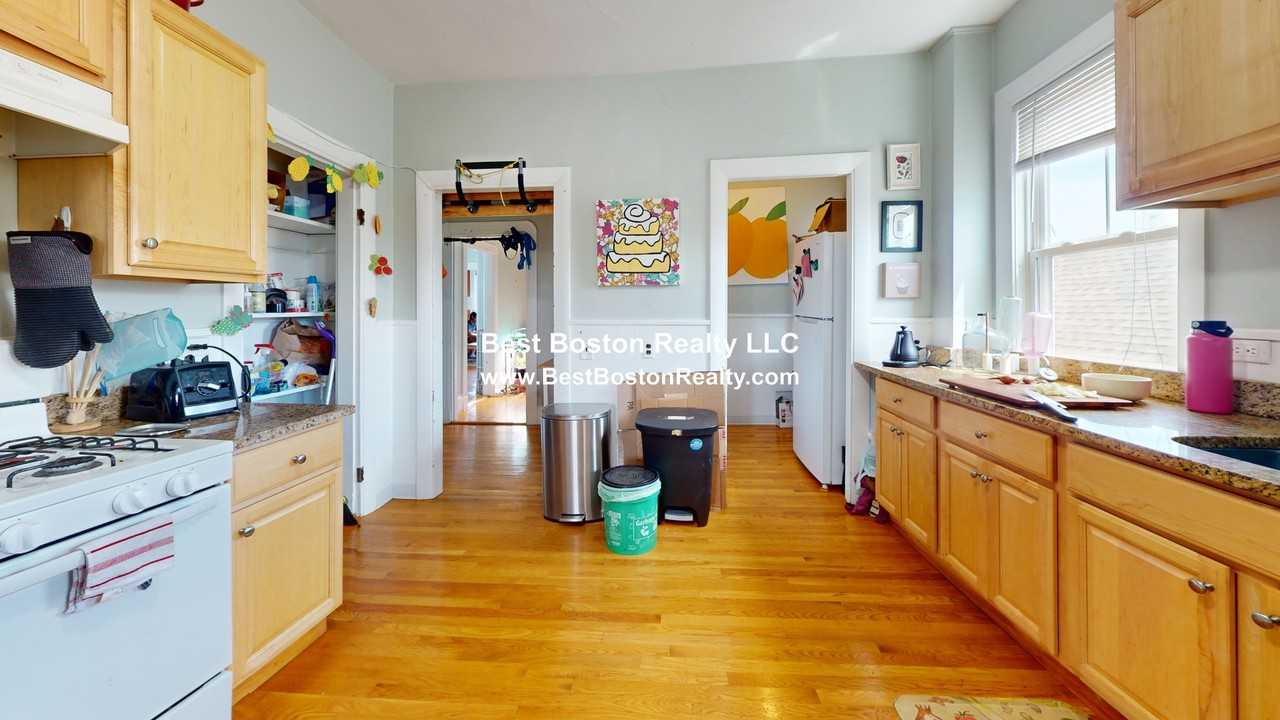 104 Highland Ave #3 - Photo 2 of 16