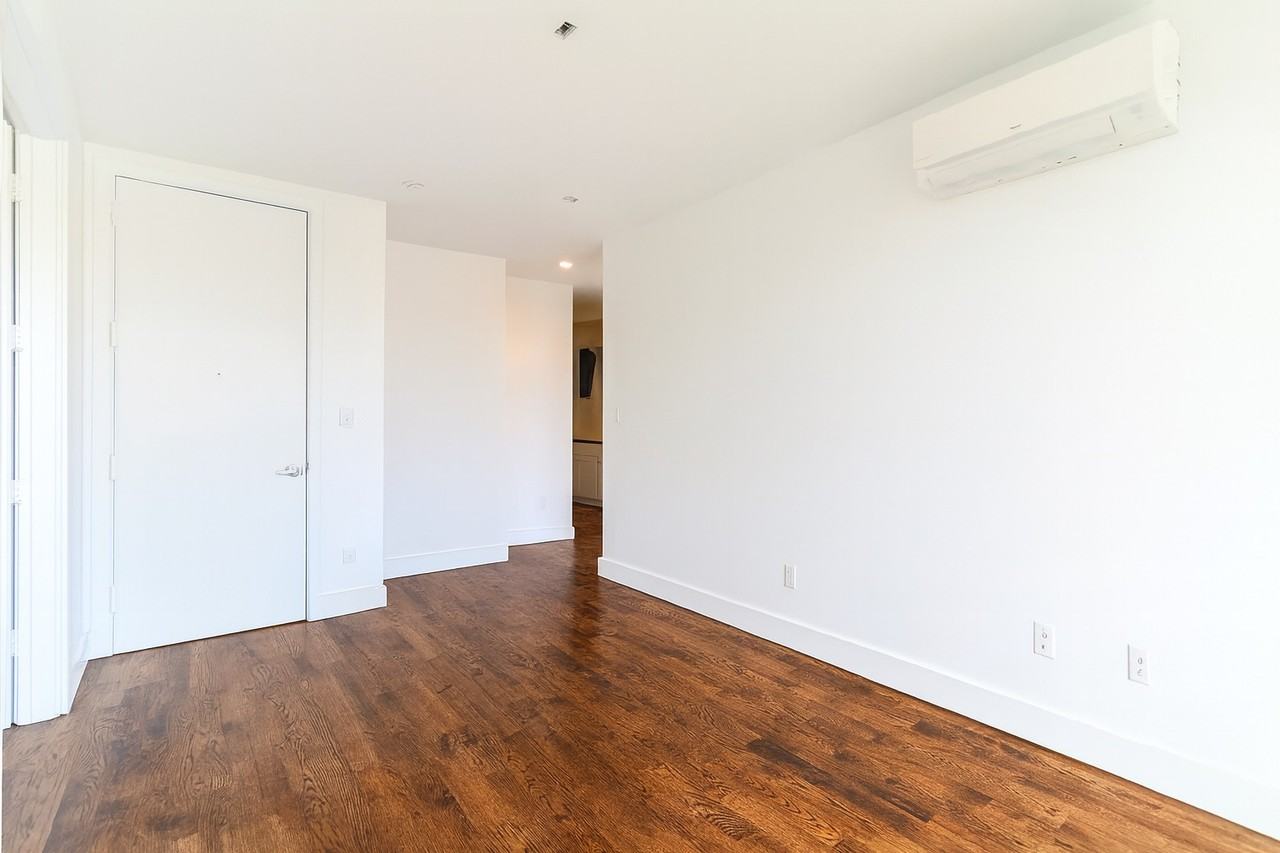 2250 Clarendon Rd #3 - Photo 5 of 5