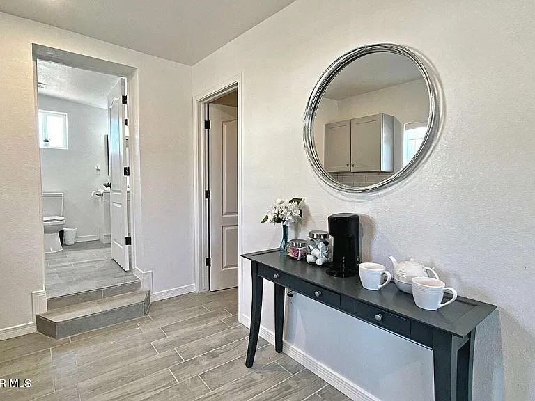 3900 La Luz Ave #D - Photo 5 of 7