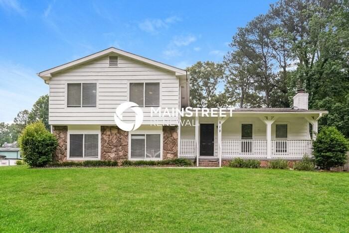 512 Chanterelle Dr