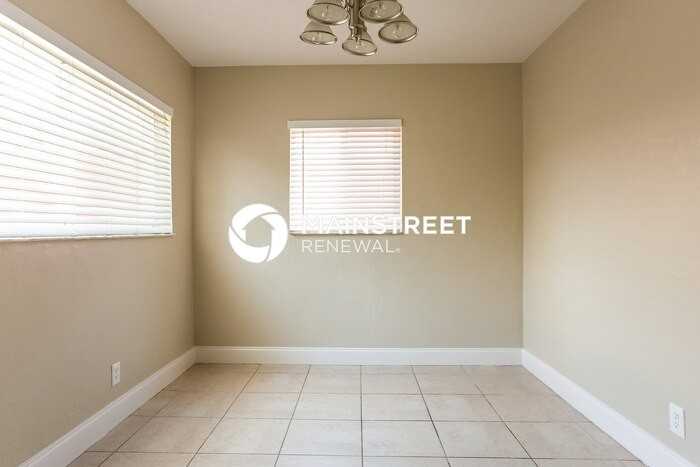 410 Nw 51st Ct - Photo 6 of 14