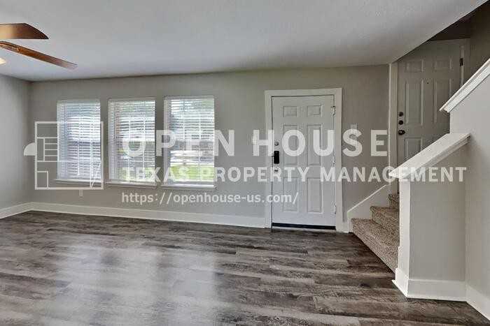 5150 Summit Lodge Dr - Photo 6 of 20