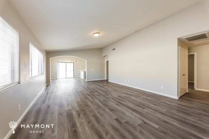 25698 W St Kateri Dr - Photo 5 of 15