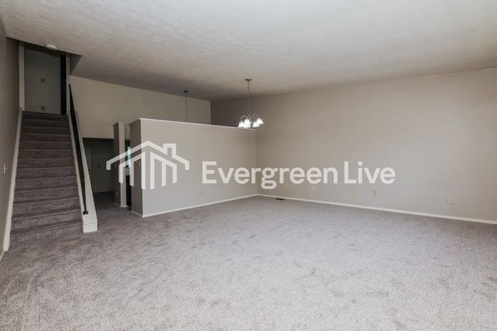8356 Indian Mound Dr - Photo 3 of 15
