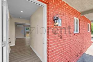 featured image of 619 E Watters Rd