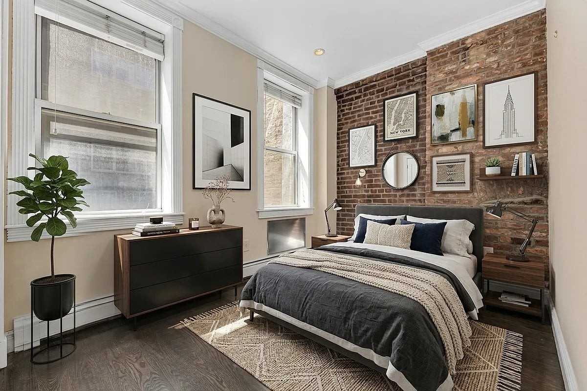 448 W 19th St #3J - Photo 2 of 6