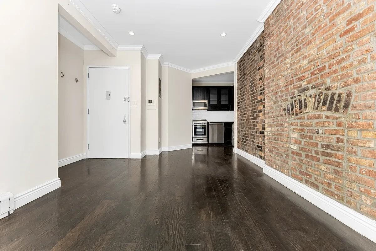 448 W 19th St #3J - Photo 3 of 6