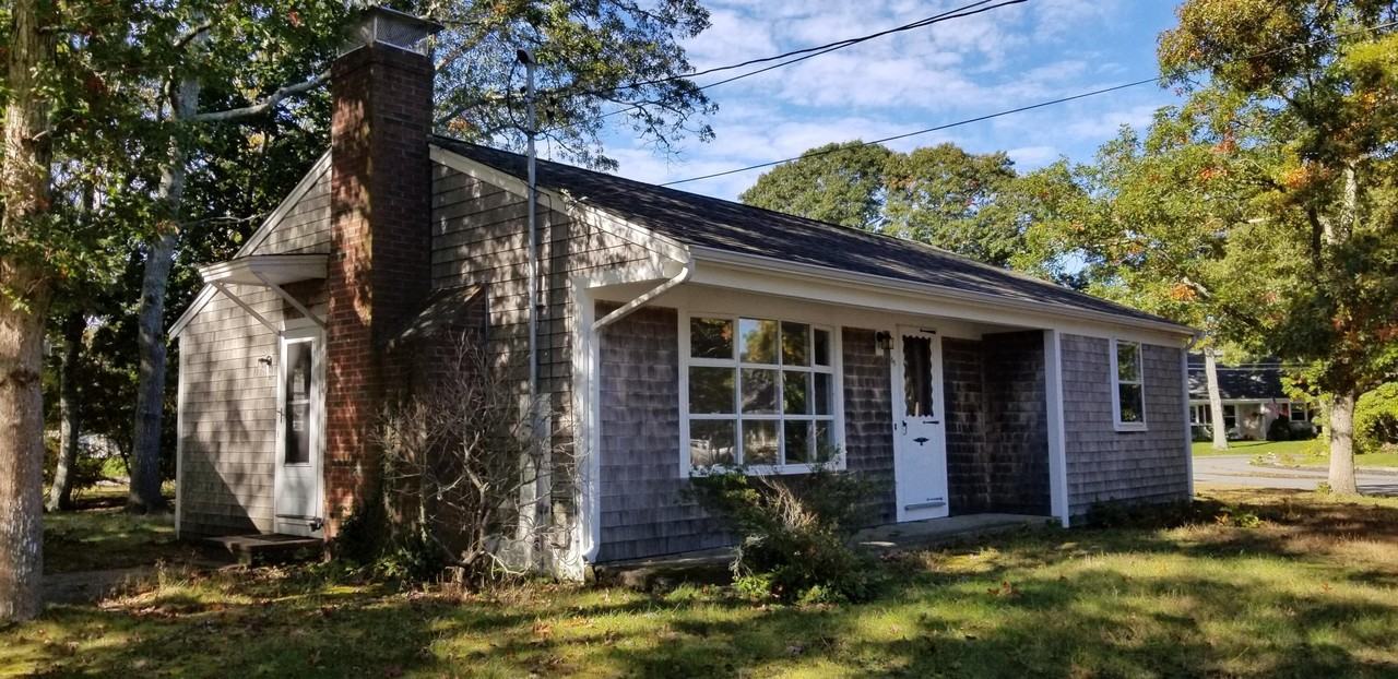 85 Castlewood Cir - Photo 3 of 34