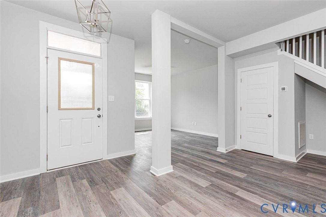 1529 Porter St #A - Photo 4 of 25