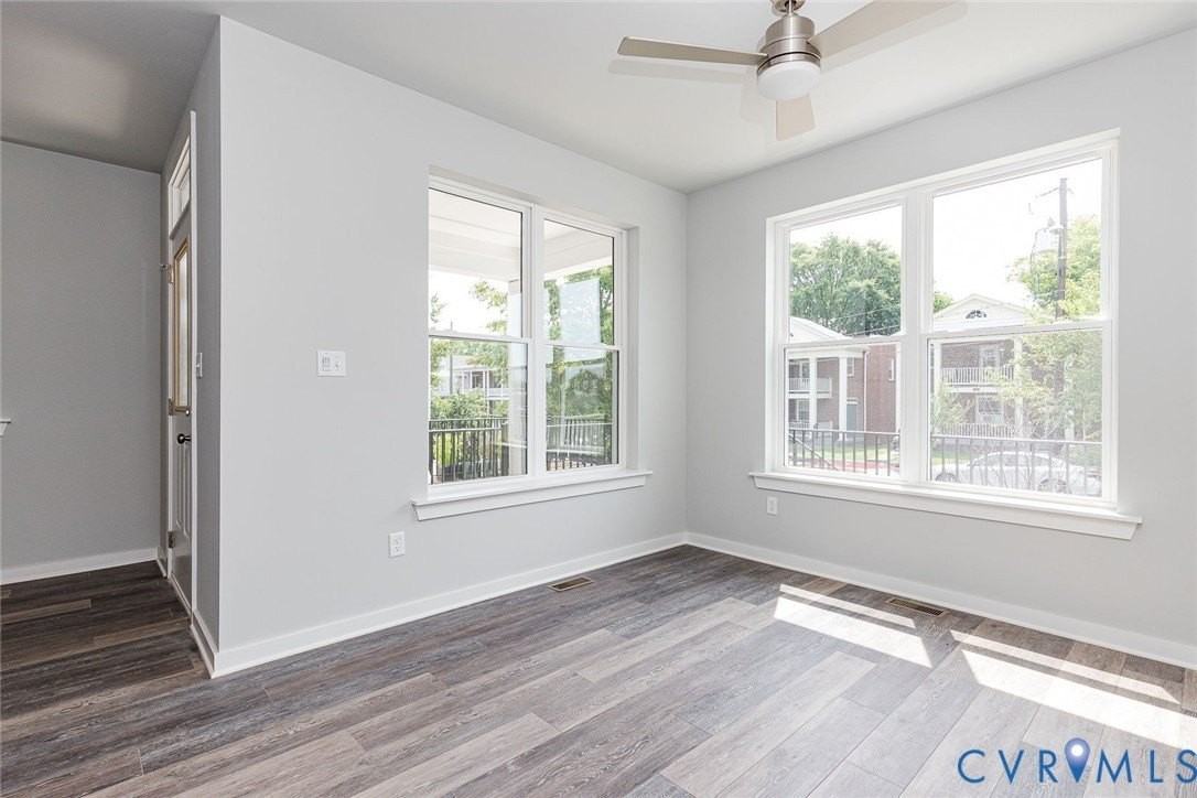 1529 Porter St #A - Photo 7 of 25