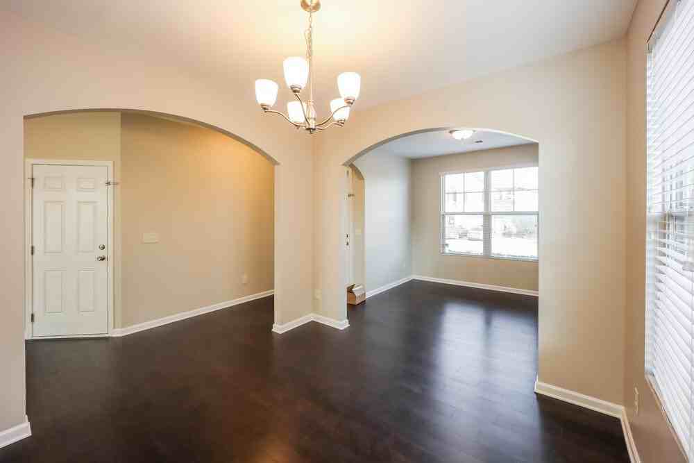 5259 Cantbury Way - Photo 6 of 17